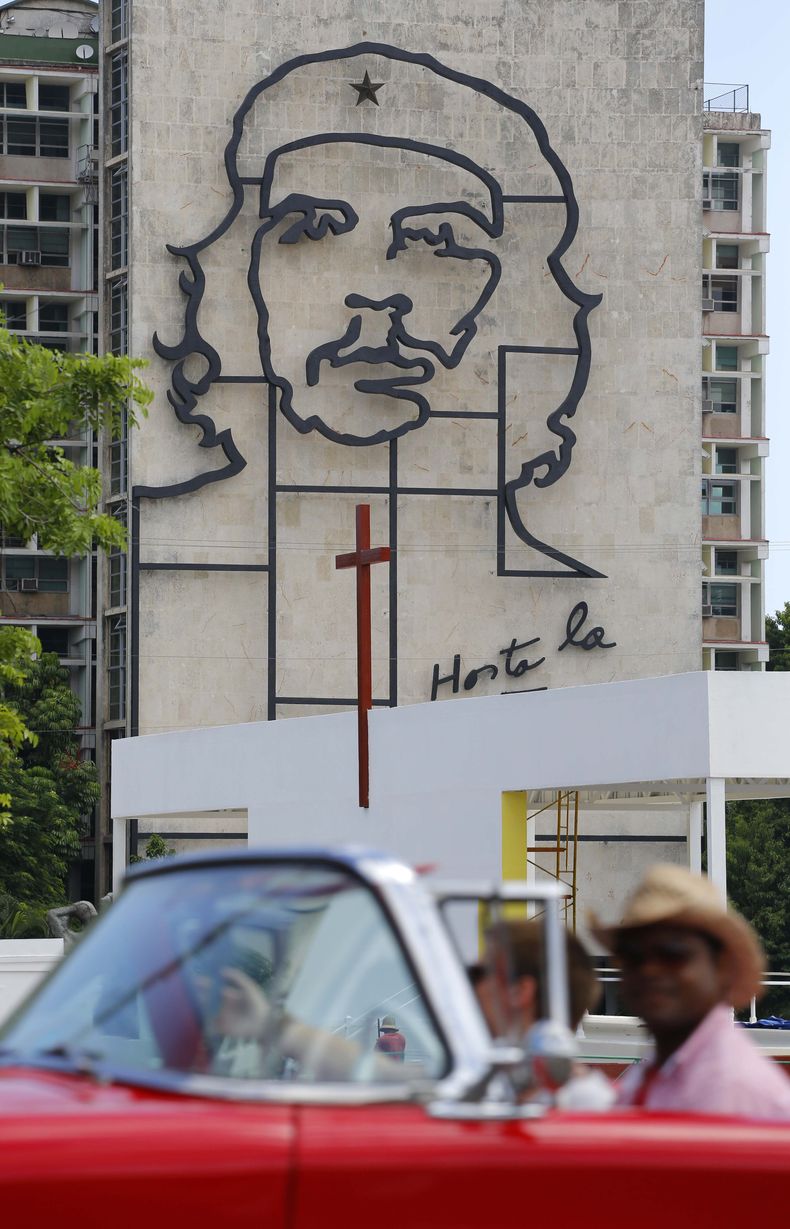 CAR-GEN_CUBA-IGLESIA-0.jpg