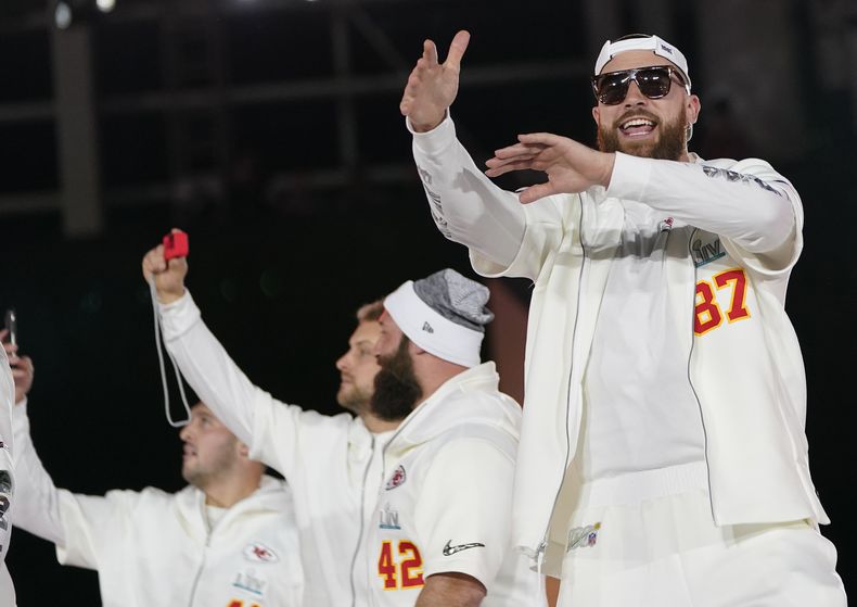 DEP-NFL_SUPER_BOWL-CHIEFS_RELAJADOS-0.jpg