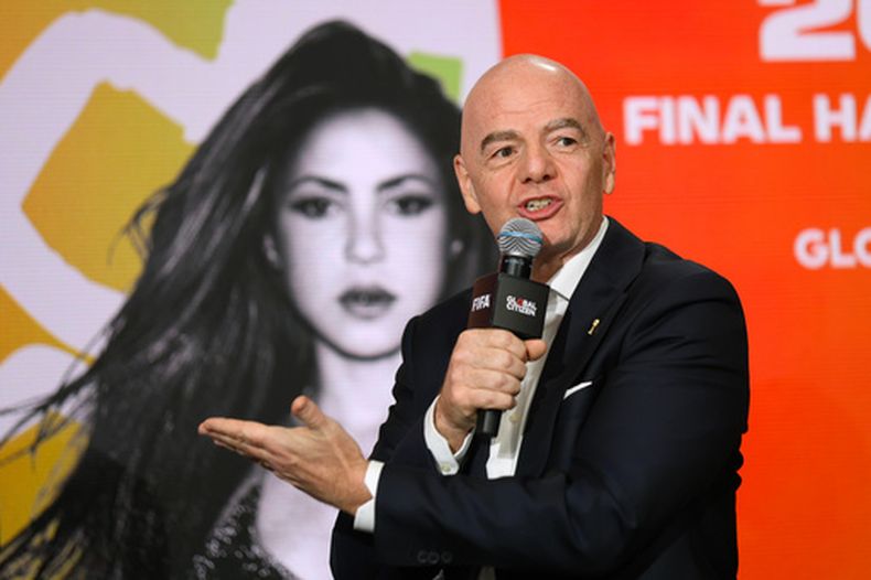El presidente de la FIFA Gianni Infantino interviene en un panel sobre el espectáculo del descanso del Mundial de Fútbol de la FIFA 2026 durante la cumbre Global Citizen NOW, el jueves 14 de mayo de 2026, en Nueva York. (Foto AP/Heather Khalifa)