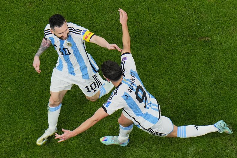 DEP-FUT MUNDIAL ARGENTINA-PERFIL EUROPEO