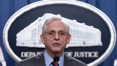 El secretario de Justicia de Estados Unidos, Merrick Garland, habla en conferencia de prensa desde la sede del Departamento de Justicia en Washington, el jueves 27 de junio de 2024. (AP Foto/Jose Luis Magana)