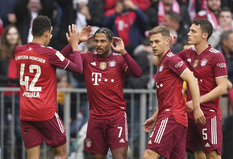 Bayern golea pese a la ausencia de su técnico