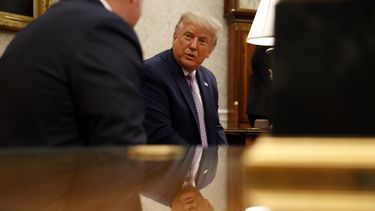 Funcionarios discrepan con Trump sobre explosión en Líbano