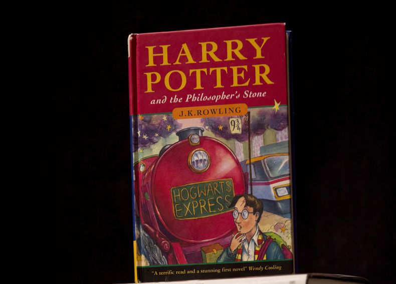 ESP-LIB_HARRY_POTTER-RETIRO-0.jpg