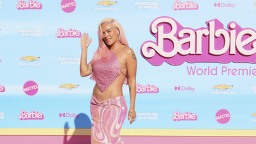 karol g anuncio gala benefica en miami para apoyar a mujeres a perseguir sus suenos