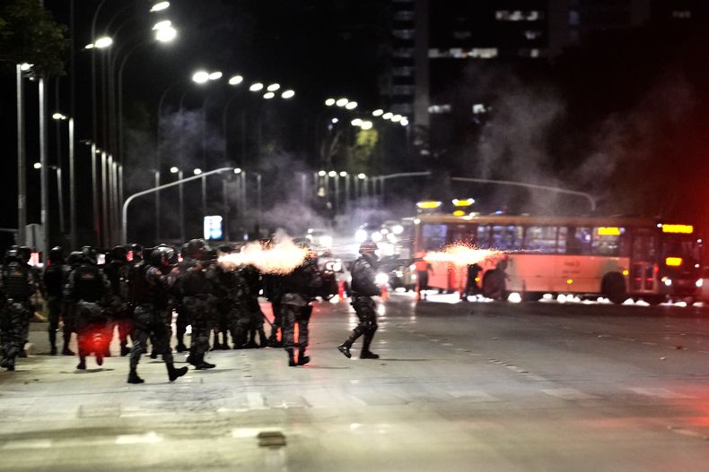 AMS-GEN BRASIL-BOLSONARO-ÓRDENES DE CATEO