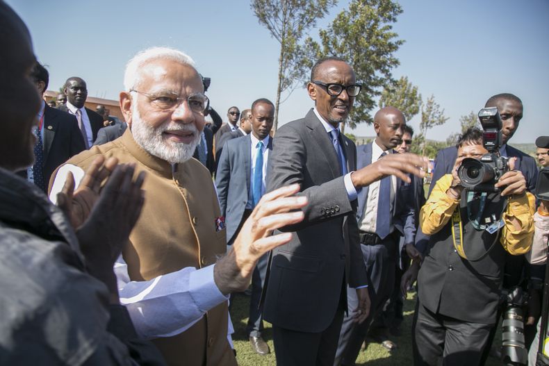 AFR-GEN_AFRICA-INDIA_MODI-0.jpg