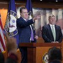 Republicanos respaldan a Trump tras allanamiento del FBI
