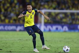 Chile denuncia a Ecuador por inscripción falsa de jugador