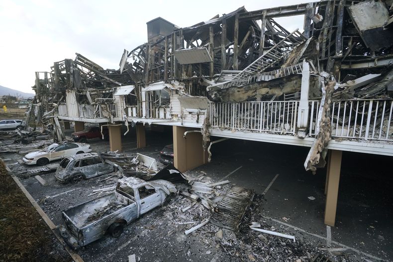 Los daños causados por un incendio forestal, el 11 de agosto de 2023, en Lahaina, Hawai. (AP Foto/Rick Bowmer, Archivo)