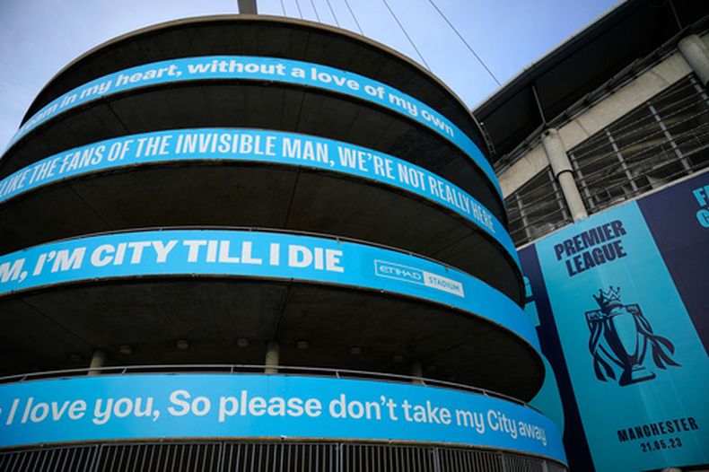 Vista del estadio Etihad del Manchester City previo al partido contra el Real Madrid en la Liga de Campeones femenina, el jueves 1 de octubre de 2026, en Manchester. (AP Foto/Dave Thompson)