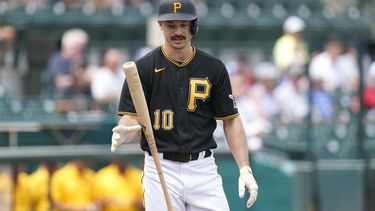 Fuente AP: Piratas pacta con Bryan Reynolds por 2 años