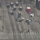 Policías abaten a hombre que los encaró en Los Ángeles