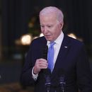 El presidente Joe Biden habla antes de una cena con mandos militares en el Cross Hall de la Casa Blanca en Washington, el miércoles 3 de mayo de 2023. (Foto AP/Susan Walsh)