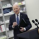 En esta imagen de archivo, el presidente de Estados Unidos, Joe Biden, se marcha tras ofrecer un discurso sobre el costo de los medicamentos con receta en el Instituto Nacional de Salud en Bethesda, Maryland, el 14 de diciembre de 2023. (AP Foto/Andrew Harnik, archivo)