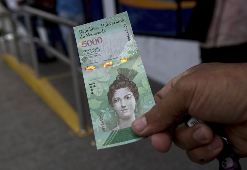 AMS-ECO_VENEZUELA-BILLETES-0.jpg