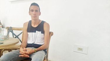 Elio Héctor López, conocido como El Transportador, es la cara visible de los creadores del Paquete Semanal.