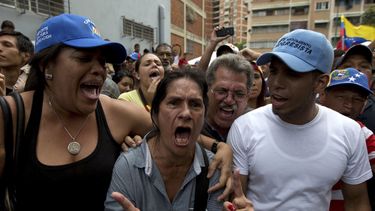 Oposición concluye validación de firmas de referendo