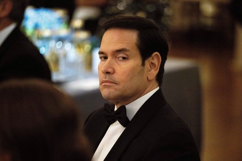 El secretario de Estado de EEUU, Marco Rubio, asistirá a la cena de la Asociación Nacional de Gobernadores en la Casa Blanca, el sábado 21 de febrero de 2026, en Washington. (Foto AP/Allison Robbert)