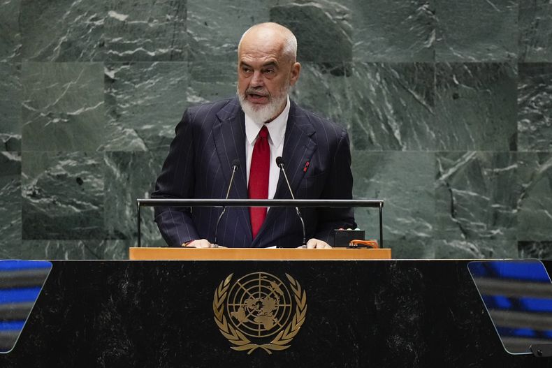 El primer ministro de Albania Edi Rama en la Asamblea General de Naciones Unidas, el domingo 22 de septiembre de 2024, en la sede de la ONU. (AP Foto/Frank Franklin II)