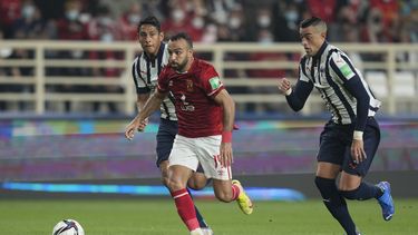 América y Monterrey se enfrentan en situaciones críticas