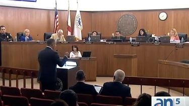 americateve | El concejo de Hialeah eliminó a una de las cinco compañías que aspiran a un contrato para privatizar el servicio de recogida de la basura.