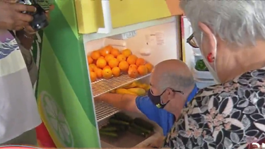 instalan refrigeradores comunitarios en hialeah