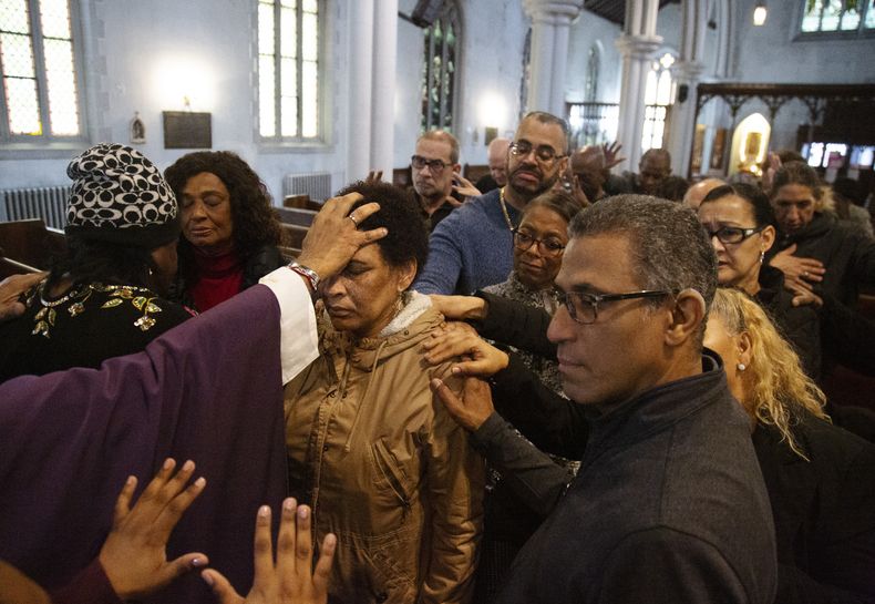 REP-INM_NY-IGLESIA_PARA_SORDOS-4.jpg