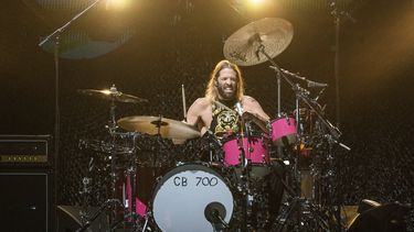 foo fighters cancelan fechas tras muerte de baterista
