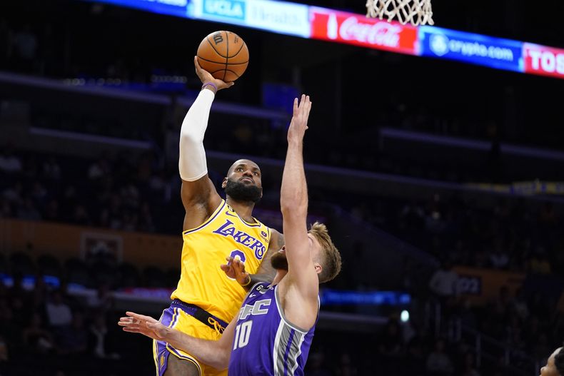 DEP-BAS LEBRON-LAS VEGAS