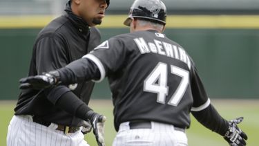 abreu dispara jonron, medias blancas blanquean a indios