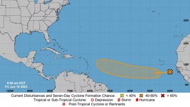 la onda que salio de africa pudiera convertirse en depresion tropical la semana que viene