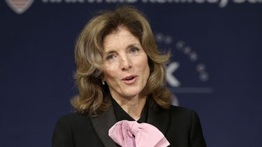 Caroline Kennedy apoya a Biden