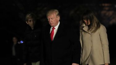 Trump acusa a Departamento de Justicia de estar en su contra