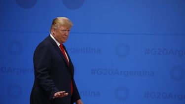 Trump recuerda a Bush por su “liderazgo imperturbable”