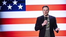 Elon Musk habla en la iglesia Life Center el sábado 19 de octubre de 2024, en Harrisburg, Pensilvania. (Sean Simmers/The Patriot-News vía AP)