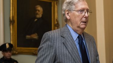 Cámara baja de EEUU remite al Senado los cargos contra Trump