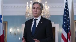 El secretario de Estado Antony Blinken habla con la prensa tras una reunión bilateral con el canciller panameño Javier Martínez Acha en el Departamento de Estado en Washington, el miércoles 17 de julio de 2024. ( AP Foto/Jose Luis Magana)