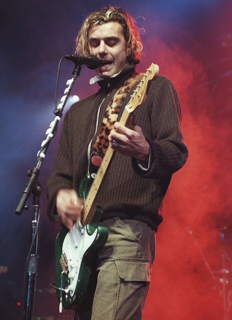 ARCHIVO - Gavin Rossdale, de la banda inglesa Bush, durante su presentación en Bockenheimer Depot en Frankfurt, Alemania el 9 de febrero de 1997. La banda lanzará Loaded: The Greatest Hits 1994-2023 una colección de 21 de sus grandes éxitos. (Foto AP/Axel Seidemann, archivo)