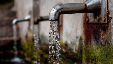 la aaa hace un llamado a la ciudadania a hacer uso prudente del agua
