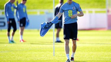 El delantero inglés Anthony Gordon durante un entrenamienro en Burton-upon-Trent, Inglaterra, el miércoles 23 de septiembre de 2026. (Bradley Collyer/PA vía AP)