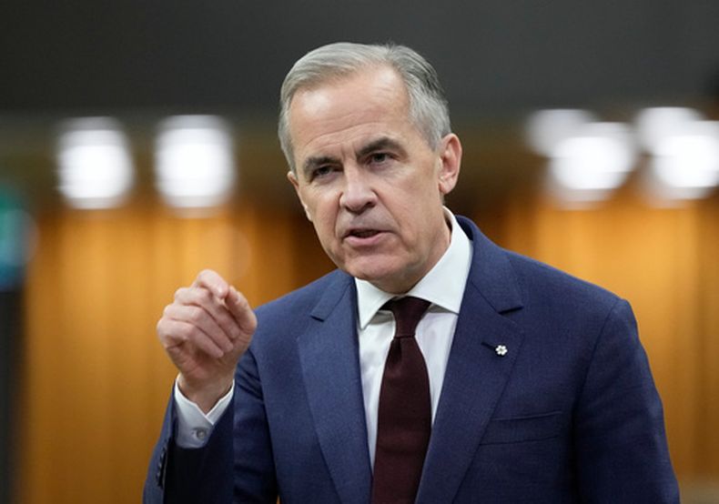 El primer ministro de Canadá, Mark Carney, en el Parlamento, el 15 de abril de 2026, en Ottawa. (Adrian Wyld/The Canadian Press via AP, Archivo)