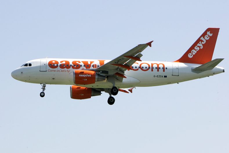 EUR-ECO_ITALIA-EASYJET_MAFIA-0.jpg