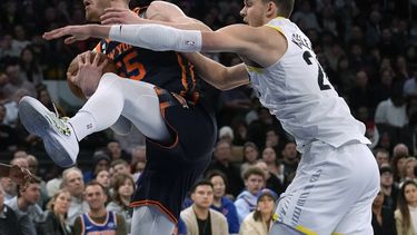 Brunson logra 38 puntos; Knicks vencen a Jazz
