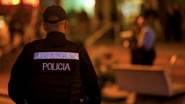 Buscan identificar al hombre asesinado en la Placita de Santurce para tratar de saber por qué fue baleado