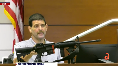 testifica el hombre que le vendio el ar-15 a nikolas cruz