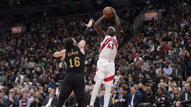 Pascal vuelve de una lesión y anota 18 en triunfo de Raptors
