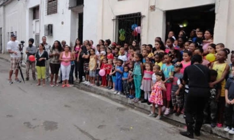 Actividad del pasado año con motivo de los Reyes Magos, organizada por las Damas de Blanco.