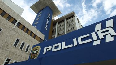 libre bajo fianza exsargento de la policia arrestado por violencia genero