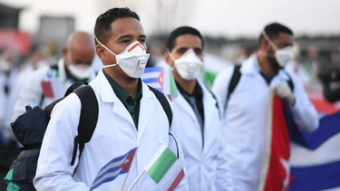cuba exportara 497 medicos a italia, en una operacion que fue mantenida en secreto